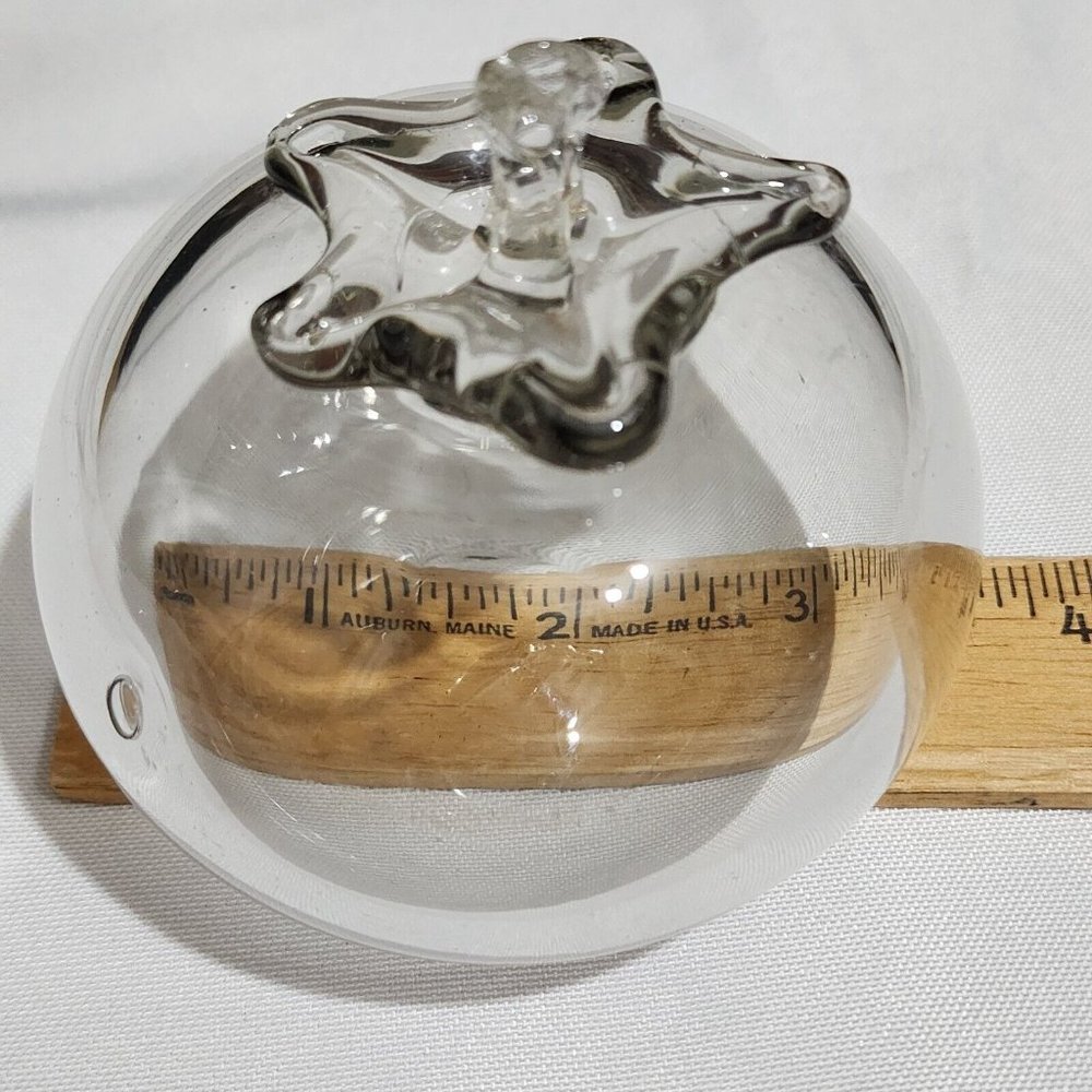 3.5" Tomato Art Glass Heavy Figurine Paperweight unsigned - Picture 9 of 9